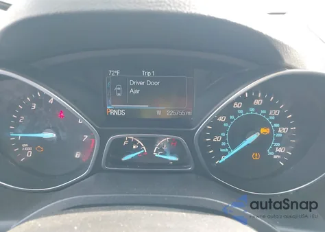 2016 Ford Escape S z USA, uszkodzony, nr VIN 1FMCU0F76GUC42005